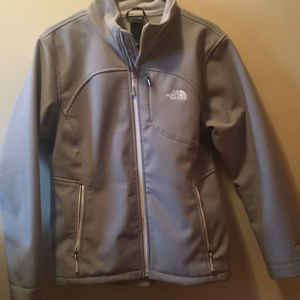 Women’s Northface jacket 🧥